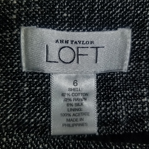 LOFT mid length skirt size 6 - Picture 3 of 3